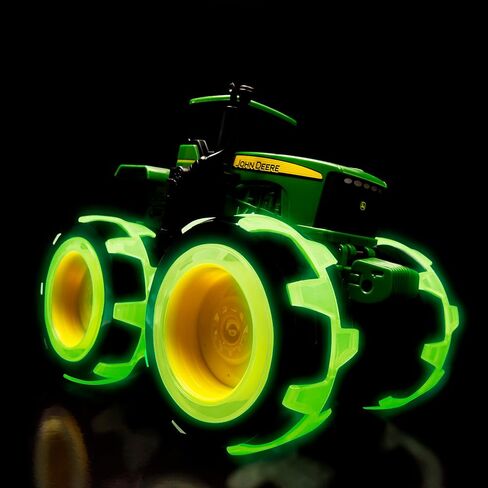 John Deere Monster Treads Lightning Wheels Mini Vehicle - Includes 1 Miniature Monster Truck Toy - Gator or Tractor Toy (Vehicle May Vary) - John Deere Toys in Kuwait