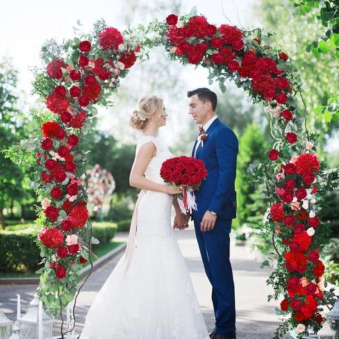 BLEUM CADE 50 Pcs Red Roses Artificial Flowers, Real Touch Velvet Roses Fake Flowers Bulk, Artificial Roses Bouquet with Long Stems Bridal DIY Wedding Party Centerpiece Decorations in Saudi Arabia