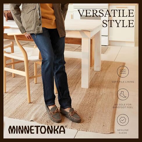 شبشب رجالي من Minnetonka مبطن بنعل ناعم in Kuwait