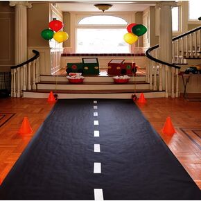 Racetrack Floor Runner Race Car موضوع الحفلات ، حصيرة أرضية متينة وخفيفة الوزن لأطفال عيد ميلاد ، الفصل الدراسي ، أو ديكور الأحداث (1 مساءً)