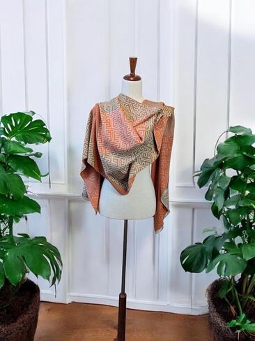Women's Fashion Shawl - Dual Pattern/Double Sided design (Wool blend) in Saudi Arabia
