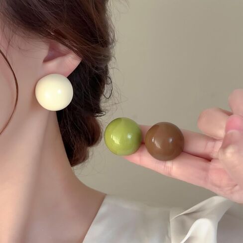Vintage Large Acrylic Ball Earrings Boho Resin Ball Earrings Round Ball Stud Earrings Statemrnt Acrylic Earrings for Women in Saudi Arabia