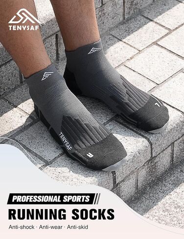 Compression Athletic Running Socks: Men Women's Low Cut Ankle Socks for Sport Enthusiasts Hiking Cycling Basketball in Kuwait
