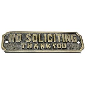لافتة باب نحاسية صغيرة "NO SOLICITING" من Adonai Hardware - نحاس عتيق in Kuwait