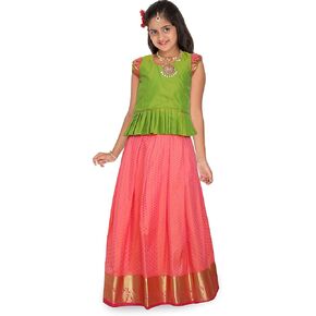 مجموعة Kaatru Thana Silk Girls Pavadai (D40) - Lehenga Choli (مخطط حجم الأمير)