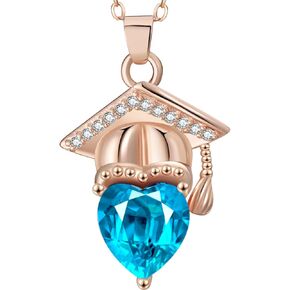 قلادة التخرج قائد البكالوريوس CAP الفئة 2025 GRAD CAP CARVEANT COLLERT HOME in Kuwait