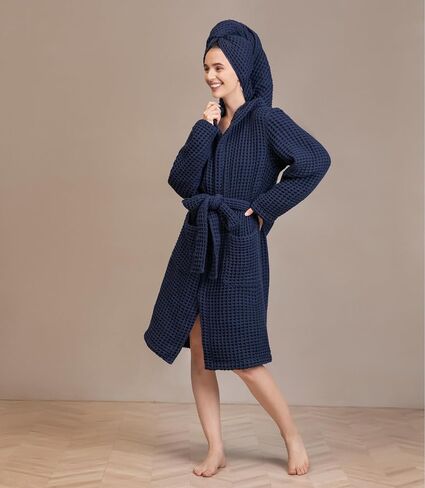 Luxury Hotel & Spa Silk-infused Japanese Cotton Waffle Unisex Hooded Bathrobe in Kuwait