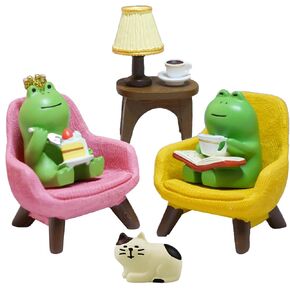 Miniature Frog Desk Set with Sofa, Cat & Lamp - 6-Piece Cute Figurines for Office, Fairy Garden & Home Decor, Resin Gift for Frog Lovers