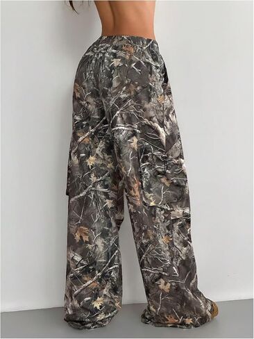 Verdusa Women's Camo Cargo Y2K Flare Pants Drawstring Waist Straight Leg Loose Trousers with Pockets in Kuwait