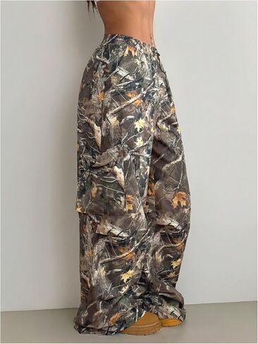 Verdusa Women's Camo Cargo Y2K Flare Pants Drawstring Waist Straight Leg Loose Trousers with Pockets in Kuwait