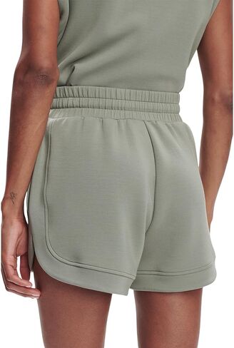 Varley Women's Ollie High-Rise Shorts in Kuwait