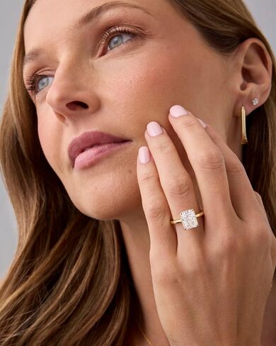 PAVOI 14K Gold Plated 3.5CT Square Radiant Cubic Zirconia Engagement and Promise Ring for Women - Hidden Halo Ring in Kuwait