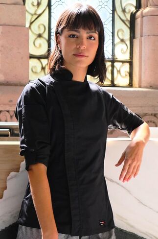 | Viena Executive Chef Coat | Woman´s Elegance, Durability | Premiun Quality in Kuwait