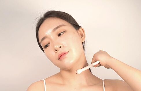 Royrosa® 로이로사 매직괄사 k-beauty ، 100 ٪ من السيراميك غواشا ، وعلاج الوخز بالإبر وجسم ، وتقليل الخطوط الدقيقة والتجاعيد ، المصنوعة في كوريا الجنوبية (Royrosa Guasha) in Kuwait