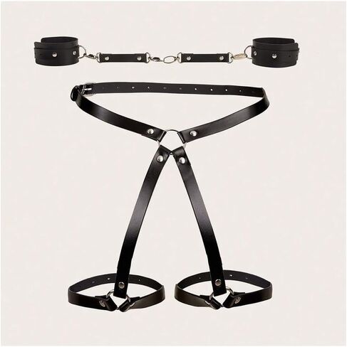 Wdirara Women's Punk Pu Leather Wather Barter Bodt Body Body Chain Association مع الأصفاد in Kuwait