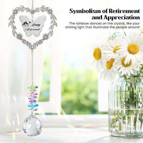 Retirement Gift Sun Catcher, Happy Retirement Gift for Women Men, Retirement 2025 Rainbow Maker for Coworker, Heart-Shaped Metal Wreath Design Ornament, Farewell Crystal Gift for Friends in Saudi Arabia