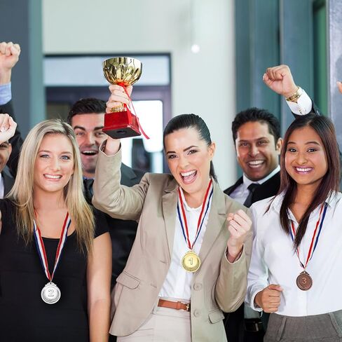 24 قطعة من كايدو 2 بوصة من الميداليات الذهبية والفضية والبرونزية الفائزة بالميداليات للمسابقات الرياضية، هدايا الحفلات والاحتفالات المدرسية للأطفال والكبار in Kuwait