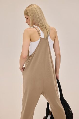 Women's Causal Jumpsuits V Neck Spaghetti Straps Sleeveless Overalls for Women Harem Long Pants Romper with Pockets in Kuwait