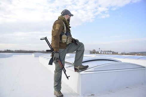 Helikon-Tex Men Alpha Tactical Jacket in Saudi Arabia