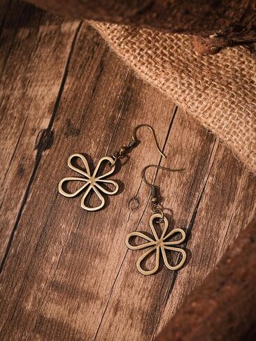 MINACHI Layered Boho Wood Bead Choker Necklace, Hollow Flower Charm, Personality Jewelry for Men and Women in Saudi Arabia