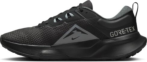 Nike Men's Low-top Walking Shoe in Kuwait