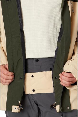 Oakley Men's Thermonuclear Protection TBT Shell Jacket in Kuwait