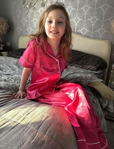 Arshiner Girls Pajamas Silk Satin Button Down Pjs 2 قطعة قصيرة الأكمام in Kuwait