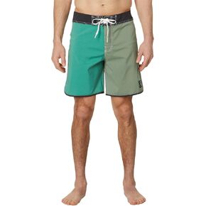 شورت Quiksilver الأصلي مقاس 18 بوصة