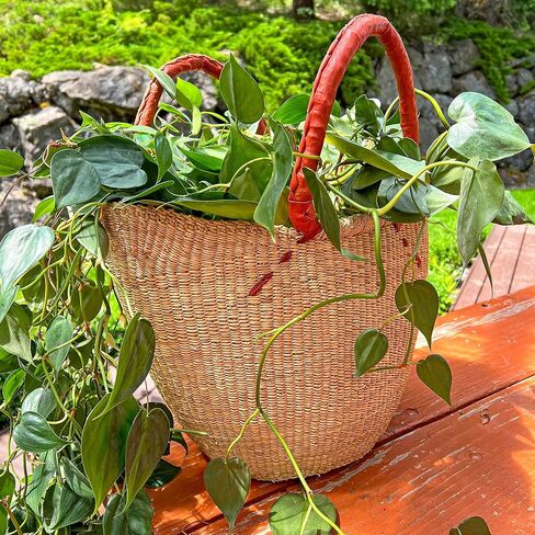 سلة تسوق أفريقية طبيعية فاخرة - كبيرة على شكل حرف U مقاس 18 بوصة - من تصميم نساء السوق في بولجاتانجا، غانا مع مشروع خشب القلب الأفريقي - GBLSN (معبأة بشكل مسطح) in Kuwait