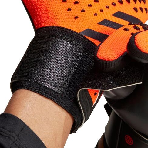 adidas Unisex-Adult League Goalie Predator Gloves in Saudi Arabia