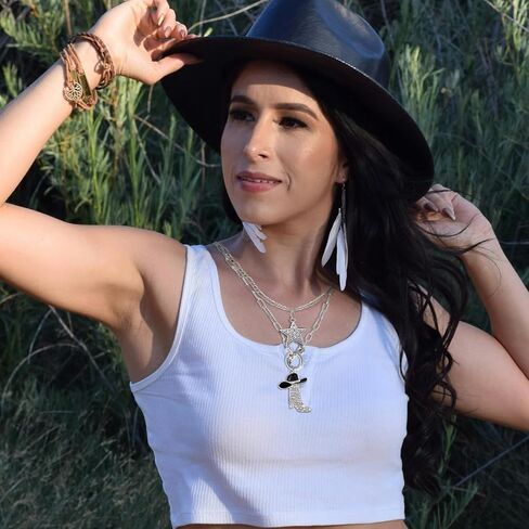 Rechicgu 2 PCS Sparkly Rhinestone Star Choker Western Western Cowgirl Boot Necklace القابلة للتكديس مجموعة للنساء سلسلة مكتنزة ، رعاة البقر مينا القبعة نجم المجوهرات الغربية للنساء للنساء in Kuwait
