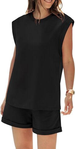 طقم ملابس نسائي مكون من قطعتين خفيف الوزن ومتناسق مع بلوزة بأكمام قصيرة وسروال قصير بخصر مطاطي in Kuwait