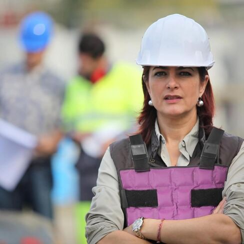 سترة التبريد الجليدية العالمية 72 خلايا للرجال والنساء ، سترة باردة قابلة لإعادة الاستخدام مع الأشرطة القابلة للتعديل ، معدات الطقس الحار للهواء في الهواء الطلق in Kuwait