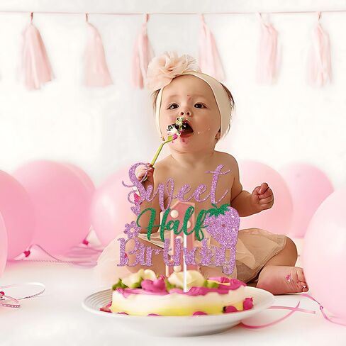 غلاف كعكة عيد ميلاد سويت نصف لامع باللون الأحمر، نصف طريق إلى واحد/1/2 طريق إلى واحد، لوازم تزيين حفلات عيد ميلاد الطفل بعمر 6 أشهر بطابع الفراولة in Kuwait