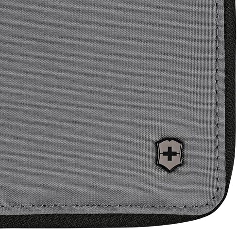 أساسيات السفر Victorinox ، حامل البطاقة ، محفظة RFID مع فتحات البطاقة - Frost Gray in Kuwait