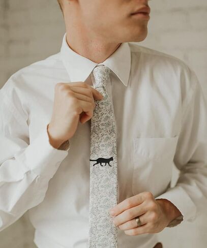 STJARNA Unique Tie Clip Cat Stainless Steel Tie Bar Personalized Gift for Men in Saudi Arabia