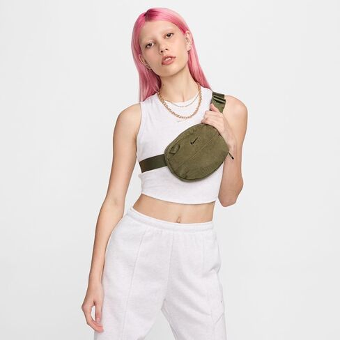 Nike Aura Crossbody Bag (2L) in Saudi Arabia