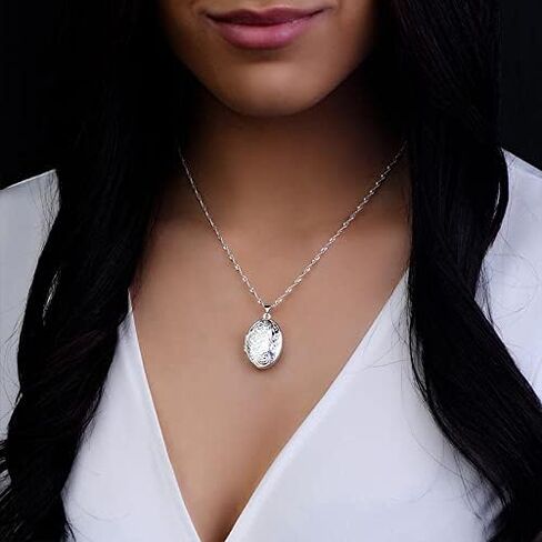 PicturesOnGold.com Personalize Sterling Silver Oval Picture Locket - 3/4 Inch X 1 Inch in Sterling Silver in Kuwait