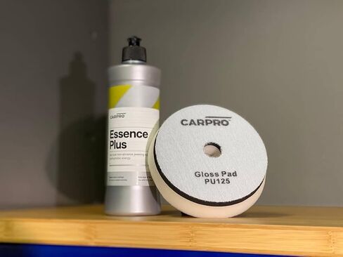CARPRO Essence Plus عامل لمعان غير كاشط، SiO2، مزيج من عوامل إصلاح طبقة السيراميك، راتنجات الكوارتز عالية اللمعان، والجسيمات النانوية الكارهة للماء لإصلاح طلاء السيراميك المتين - 250 مل (8 أونصة) in Kuwait