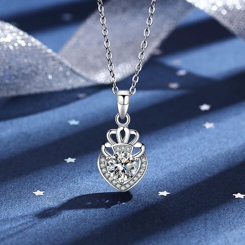 14K Gold Crown-Shaped 1 Carat D-Color VVS2 Diamond Pendant Necklace for Women in Kuwait