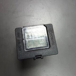 1X Auto Lamp Assembly Rep# A0999068400 0999068400
