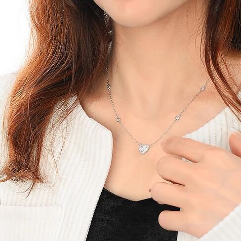 14K Gold Heart-shaped Necklace, 0.8ct VVS1 D-Color Heart Cut Diamond Pendant for Women, Ideal Gift for Girlfriend or Loved One, Timeless Elegance and Enduring Beauty in Saudi Arabia