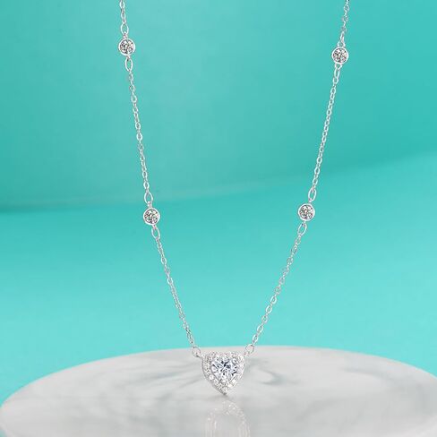 14K Gold Heart-shaped Necklace, 0.8ct VVS1 D-Color Heart Cut Diamond Pendant for Women, Ideal Gift for Girlfriend or Loved One, Timeless Elegance and Enduring Beauty in Saudi Arabia