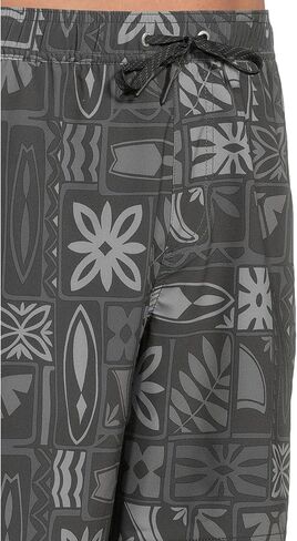 Quiksilver Men's Borderline 17 Volley in Saudi Arabia