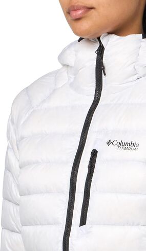 Columbia Women's Arctic Crest Down Hooded Jacket in Saudi Arabia