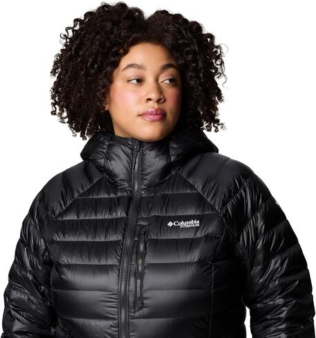 Columbia Women's Arctic Crest Down Hooded Jacket in Saudi Arabia