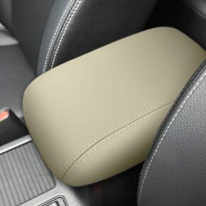 غطاء وحدة التحكم المركزية لسيارة Subaru Crosstrek 2012-2017 غطاء مسند ذراع السيارة لملحقات Subaru Impreza 2012-2017 واقي مسند الذراع الجلدي المضاد للخدش (أسود مع غرز سوداء) in Kuwait