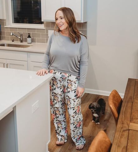 BRIEF INSANITY Lounge Pajama Pants - Comfy Lightweight Unisex Bottoms with Pockets - Soft Luxury Loungewear for Men & Women in Saudi Arabia