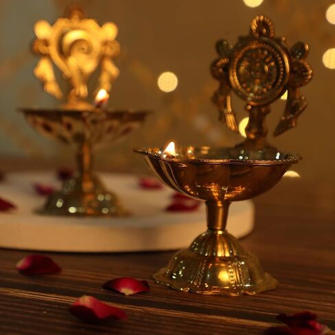 شانخ نحاسي وشاكرا ديا لبوجا آرتي شانكا شاكرا فيلاكو للاحتفالات الهندية التقليدية ديوالي بوجا ديا ديكور المنزل معبد مصباح زيتي من النحاس البكر - عبوة من 2 in Kuwait
