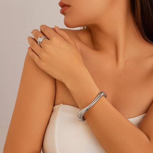 Boho Gold Cuff Bangle Bracelet Set for Women - Chunky Waterdrop Irregular Wide Stackable Minimalist Jewelry in Saudi Arabia
